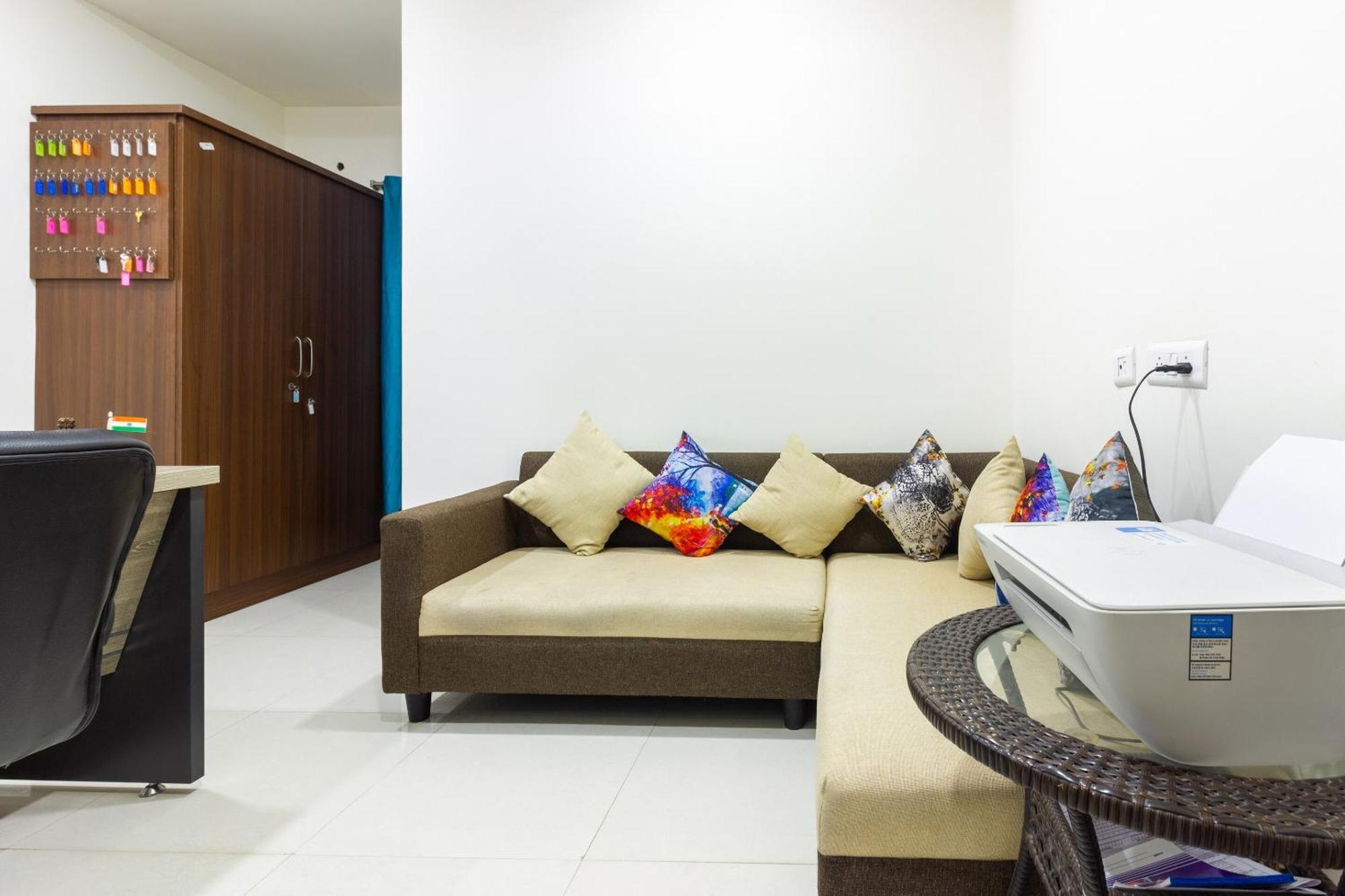 היידראבד Super Hotel O Qualia Inn Kondapur Near Botanical Garden מראה חיצוני תמונה